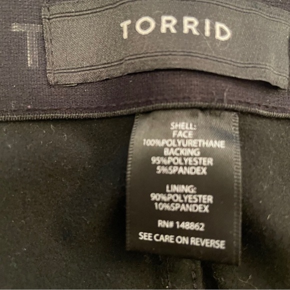 Torrid Plus Size - Perfect Skinny Faux Leather Mid Rise Pant-Size 18Regular - Picture 11 of 14